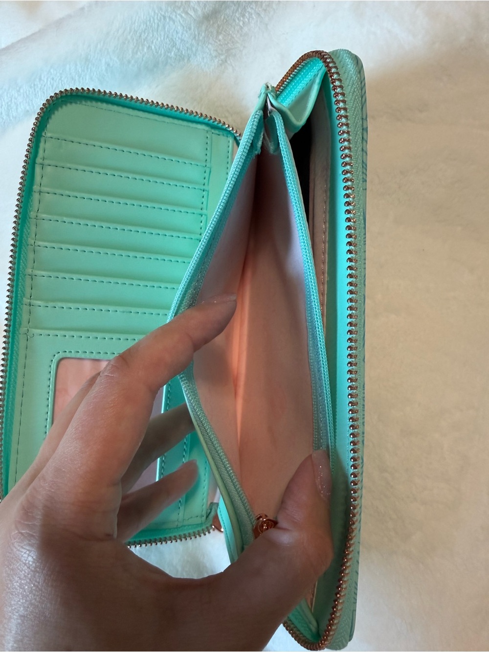 NWOT Loungefly Golden Girls Aqua Embroidered Zip Wallet with Pink Roses - Picture 9 of 11